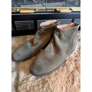 Gentle Souls By Kenneth Cole 9M Booties NEW
